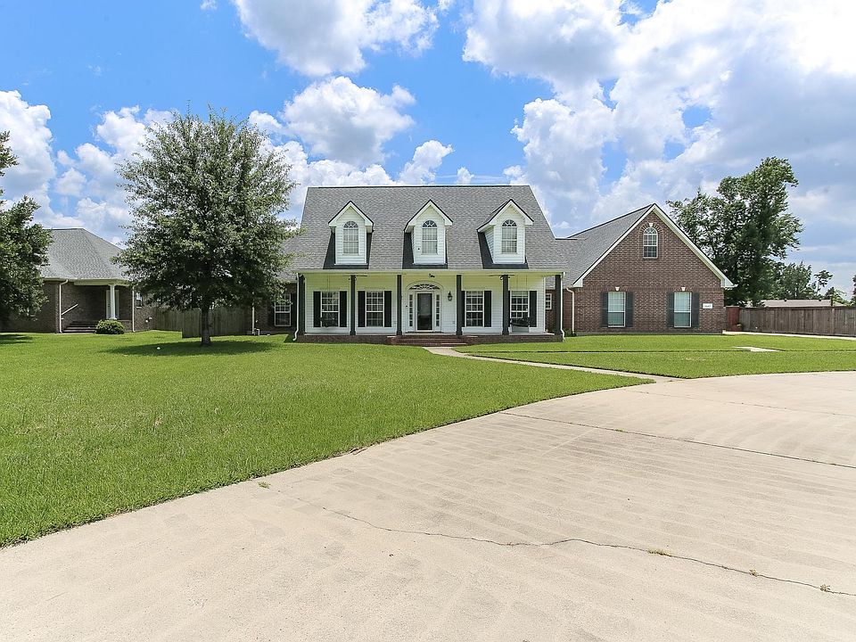 1st image of 1647 Hollow Cove Ln