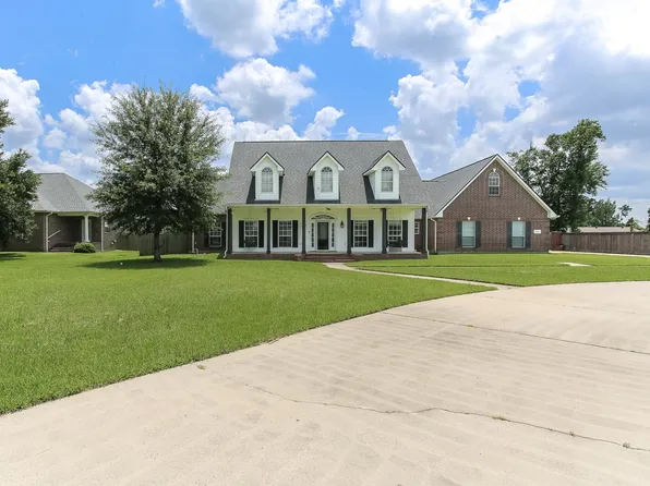 1647 Hollow Cove Ln, Lake Charles, LA 70611