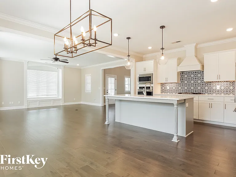 1052 Crestview Rdg — Photo 5