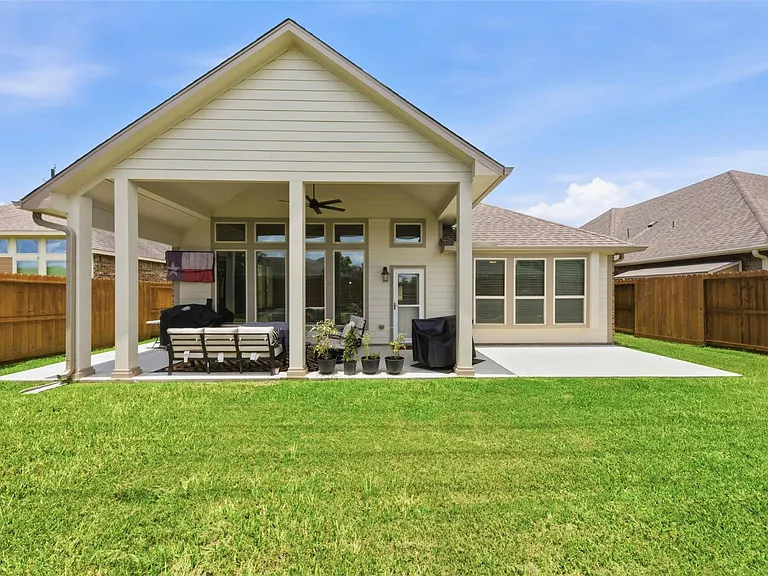 2003 Sunset Terrace Ln — Photo 2