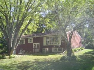 1818 Waldorf Rd, Albert Lea, MN 56007