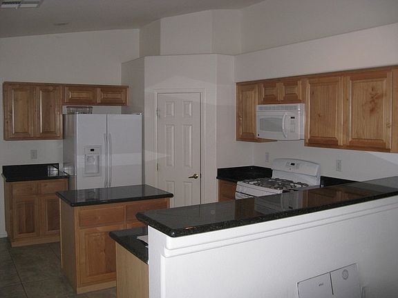 2nd image of 10316 Chestnut Sweet St