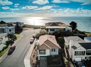 2 Roslyn Ct, Daly City, CA 94015