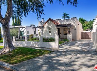 1439 Carmona Ave, Los Angeles, CA 90019