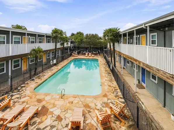 2401 Manor Rd APT 222, Austin, TX 78722