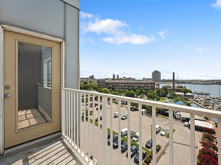 2702 Lighthouse Point E #738 — Photo 24
