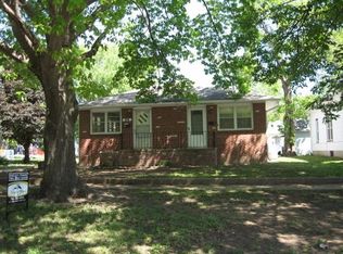 219 NE 5th St, Abilene, KS 67410
