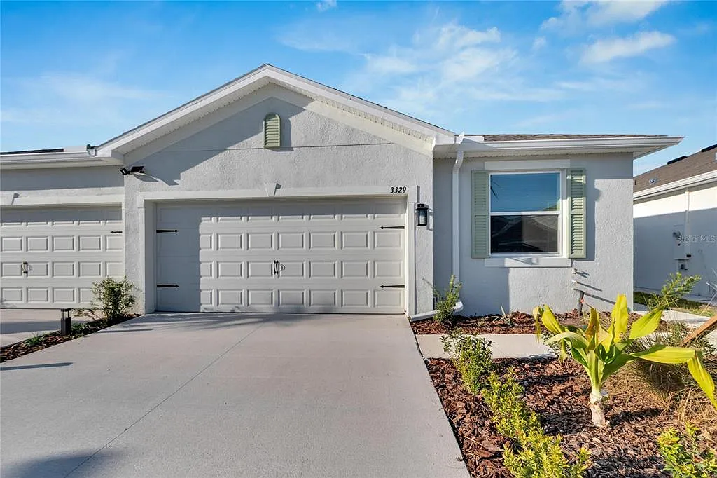 3 bed, 2.0 bath, 1513 sqft, $2,650 — Photo 2