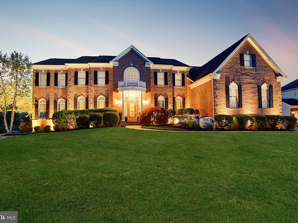 1st image of 43151 Meadow Grove Dr