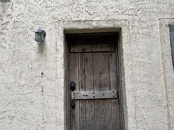 4th image of 40 Mary Wendy Rd #2