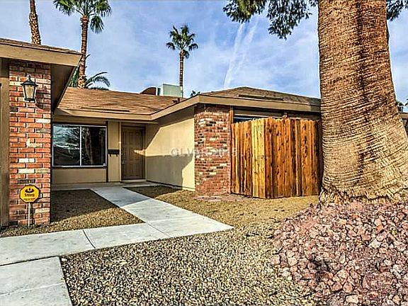 3rd image of 3861 Casa Colorado Ave