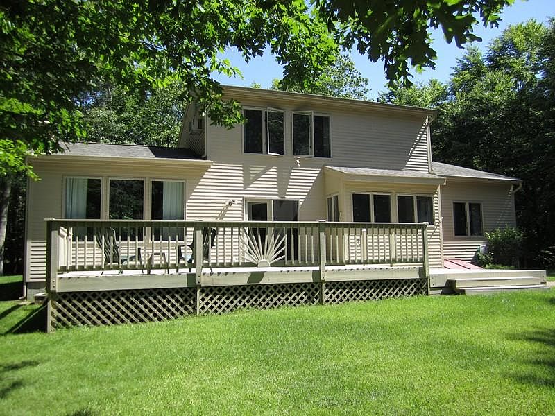 318 Grindstone Hill Road - Exterior Back