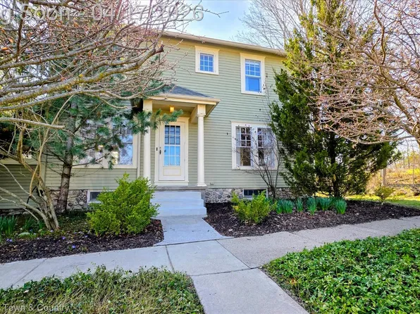 110 N Clinton St, Manchester, MI 48158