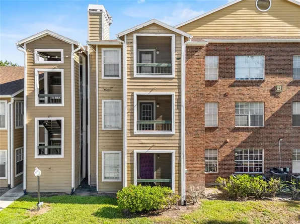 5501 Rosebriar Way APT 203, Orlando, FL 32822