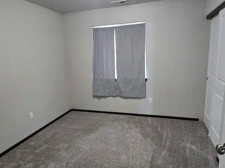 2612 Oriole St — Photo 2