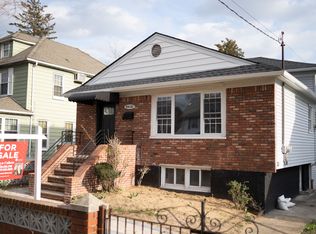 19408 116th Ave #0, Saint Albans, NY 11412