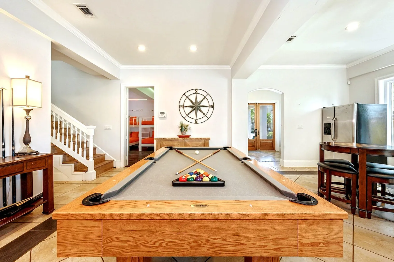 8 bed, 6.0 bath, 4940 sqft, $9,547 — Photo 3