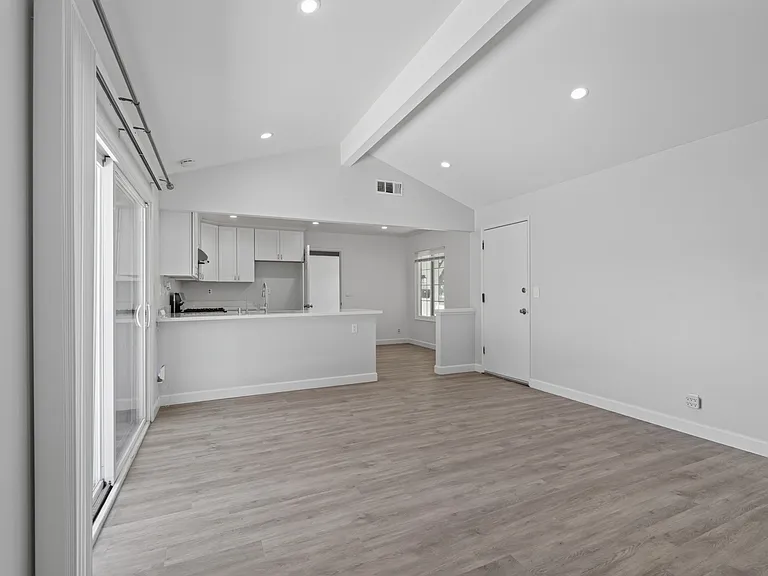 5607 Goldfield Dr — Photo 8