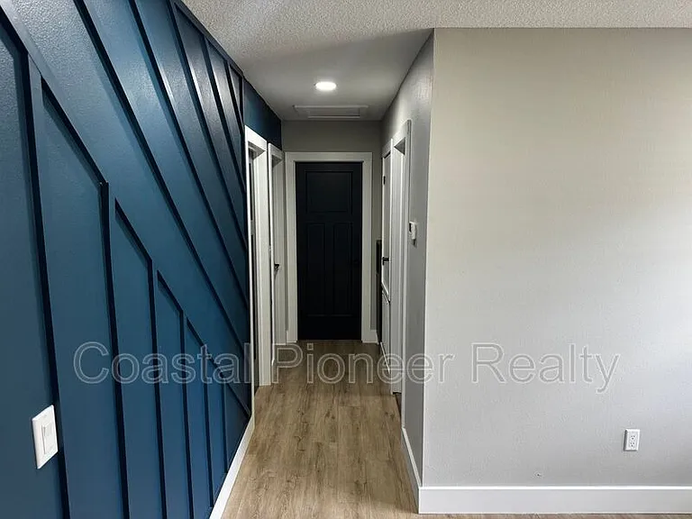 8711 N Wick Pl — Photo 7