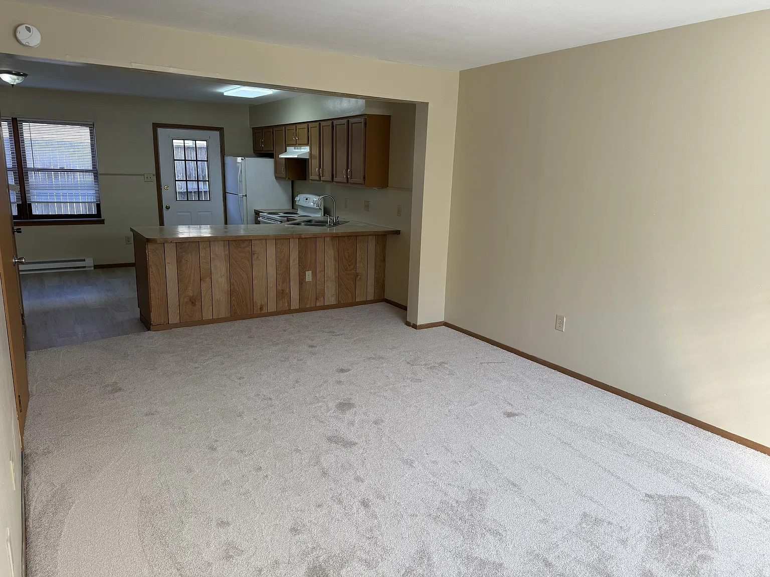 2059 Mary Ellen Lane - 1 — Photo 2