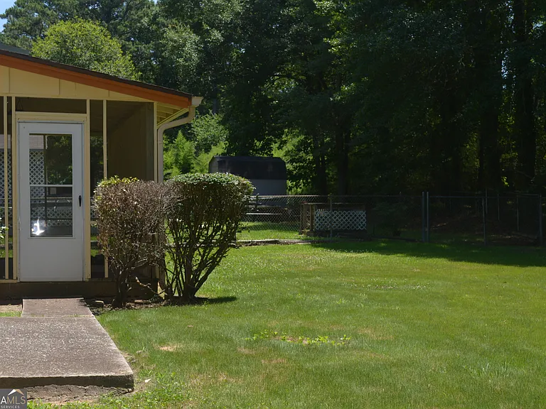 354 Roy Huie Rd — Photo 13