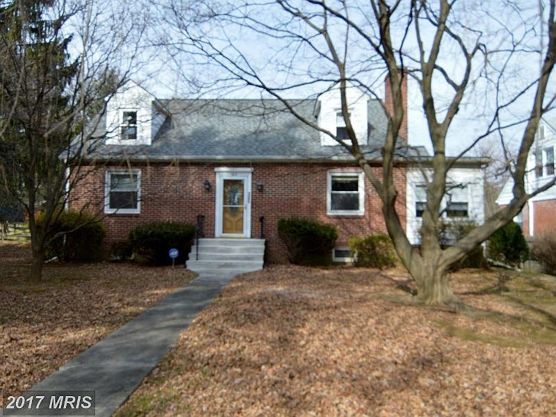 2nd image of 305 Butler Rd