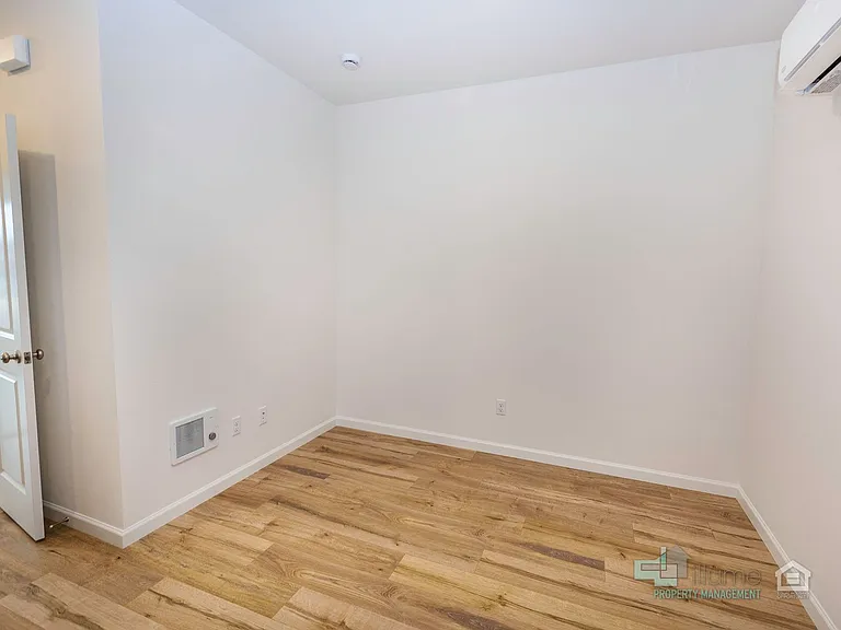 3675 SW 209th Ave — Photo 42