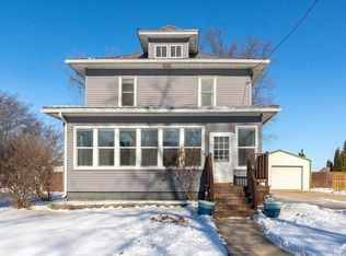 1245 Hawley St, Jesup, IA 50648