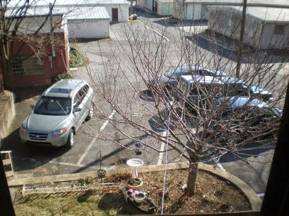 28 E Liberty St APT 2