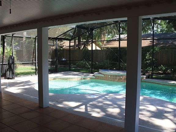 2nd image of 4040 Greenfern Dr