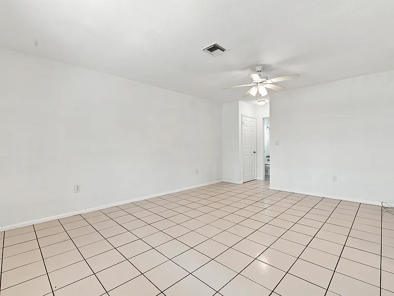 7211 Venetian St #2 — Photo 7