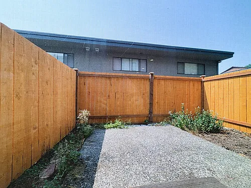 5127 Photo 1 5127 Photo 1