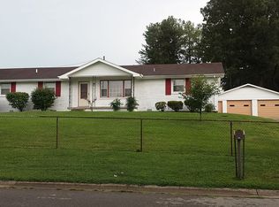 238 Raintree Dr, Clarksville, TN 37042