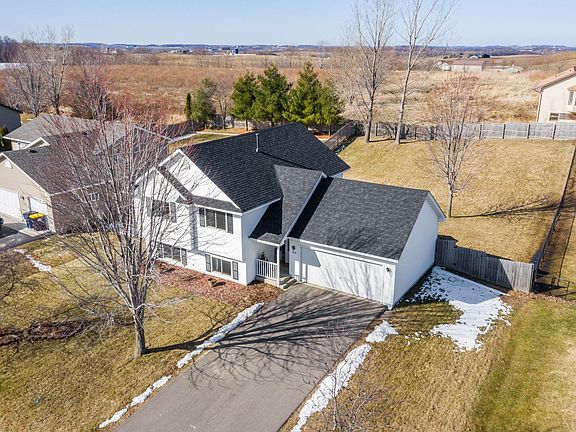 3rd image of 328 Wagner Way