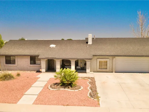 14190 Whispering Sands Dr, Victorville, CA 92392
