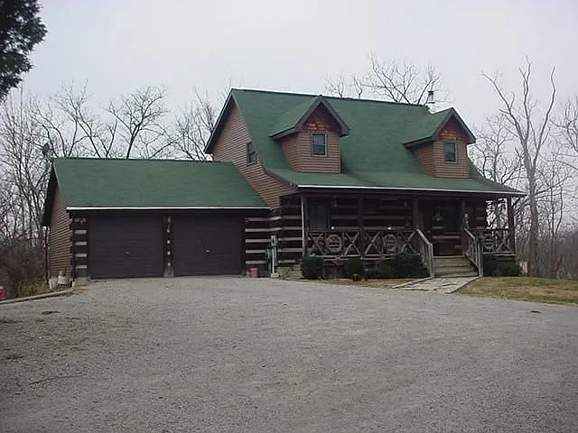 1386 Old State Rd photo 1