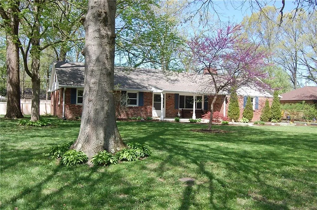 4300 Melbourne Rd photo 1
