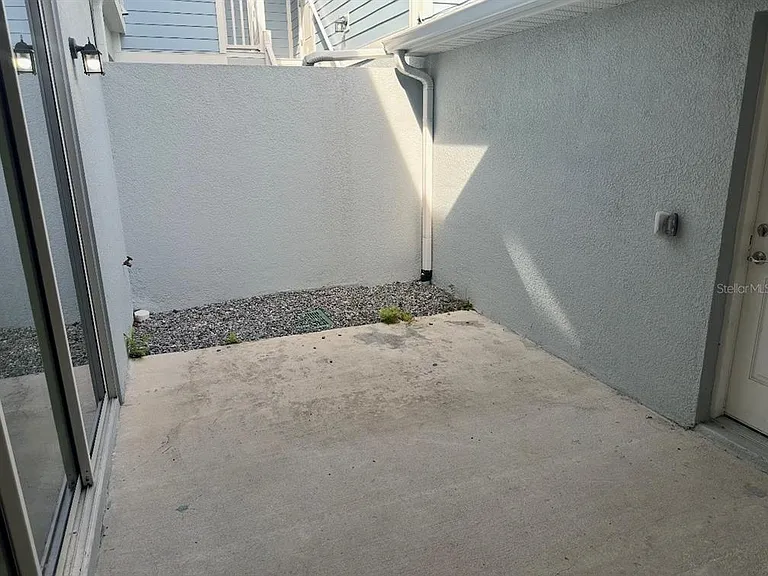 12113 Via Caselli Ln — Photo 31