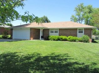 4250 W Tarkio St, Springfield, MO 65802