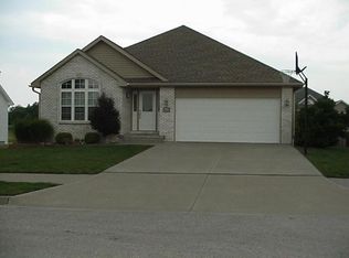204 Katy Cir, Sedalia, MO 65301
