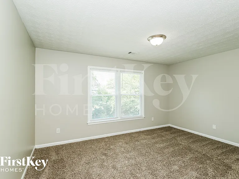 1717 Taylor Ave — Photo 15
