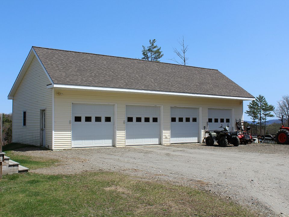 2nd image of 416 Red Barn Rd