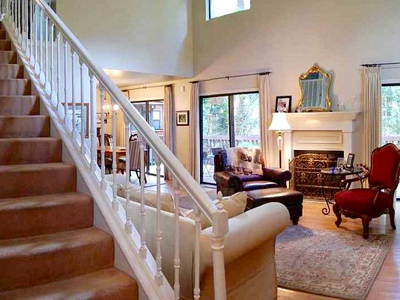 2nd image of 1741 Nestlewood Ln