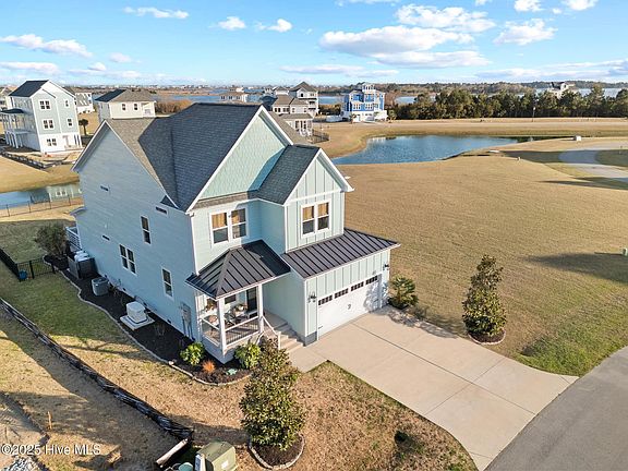 2nd image of 817 Sweetgrass Street