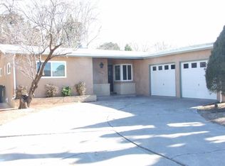 1004 Chama St NE, Albuquerque, NM 87110