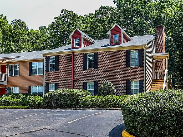 Six Forks Station Apartments — Photo 30