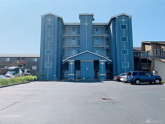 2nd image of 1307 Ocean Shores Blvd #N33