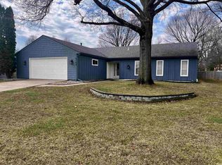 5104 Binford Ln, Fort Wayne, IN 46804