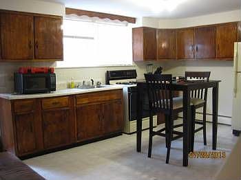 1st image of 2789 Schurz Ave