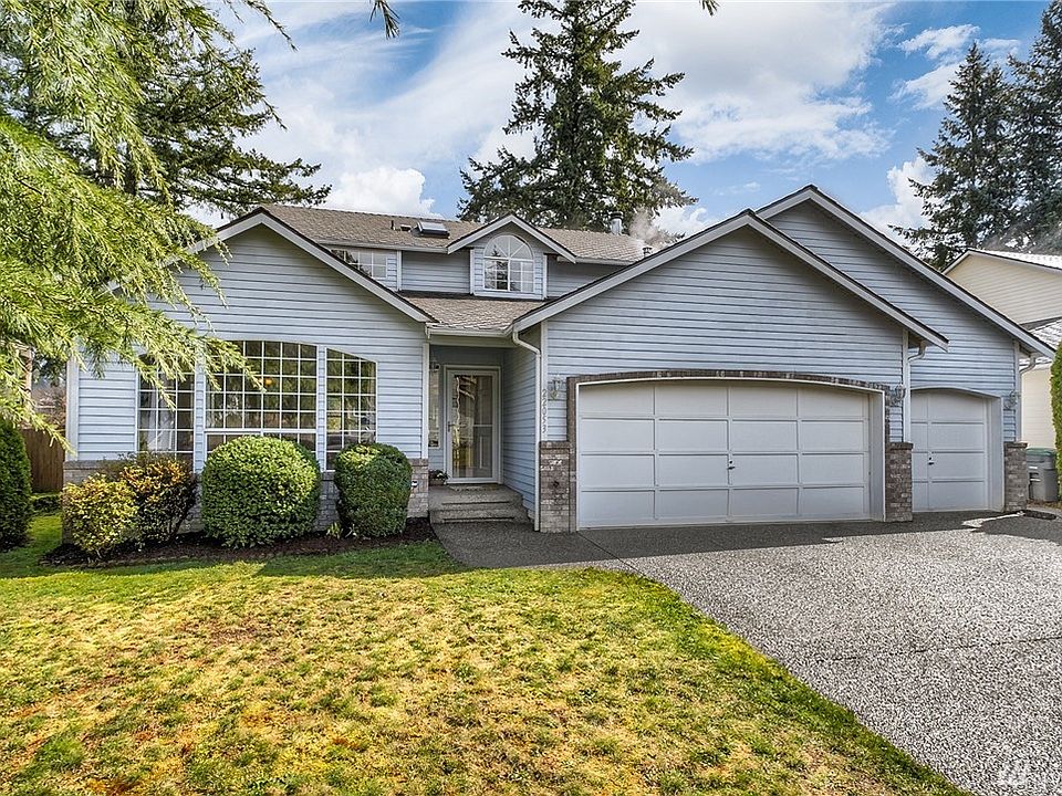 New listing in Elk Ridge! Located in the Tahoma School District in desirable Maple Valley! 